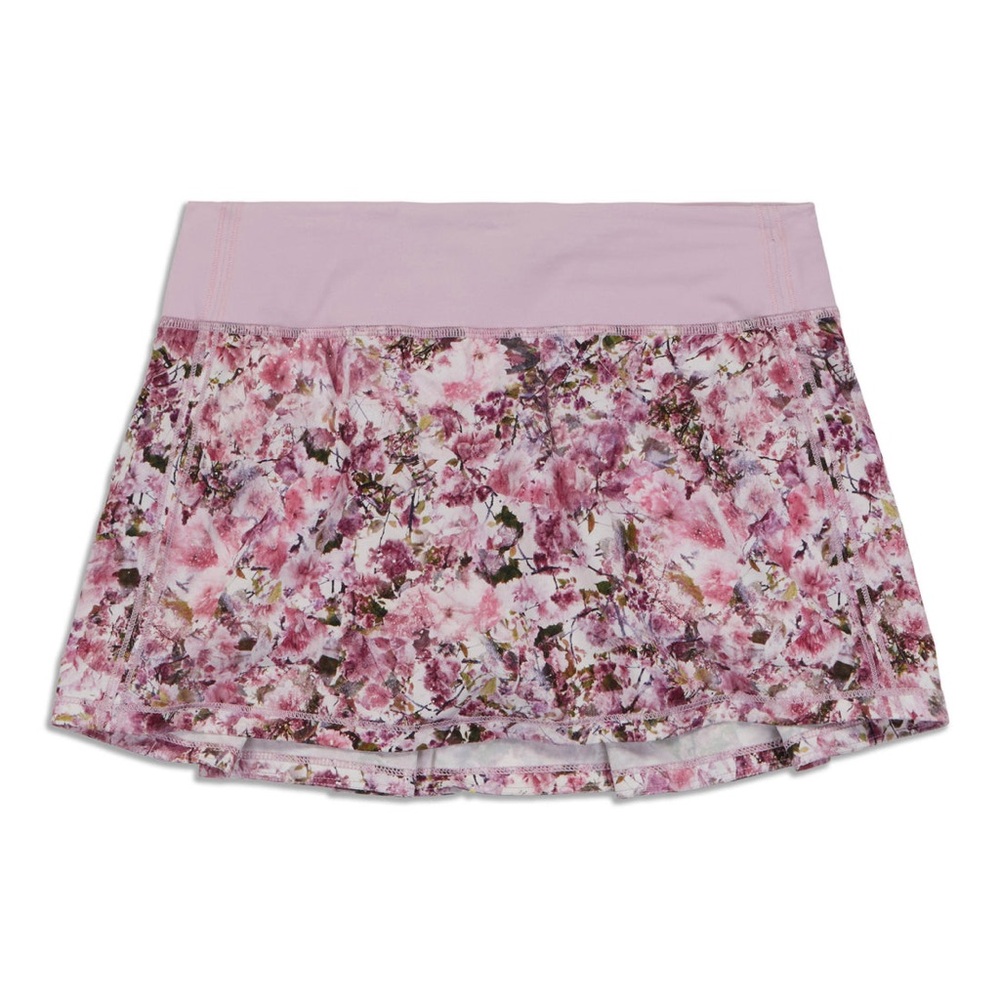 Size 8 - Play off the Pleats Lululemon mid rise tennis skirt